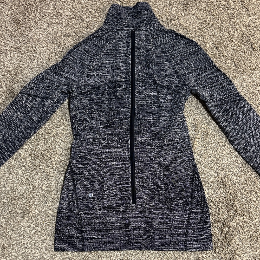 Lululemon Contour Jacket - Picture 9 of 10